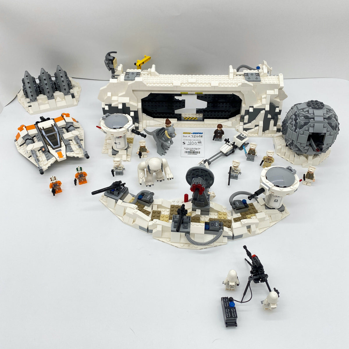 75098 Assault on Hoth (U) – Bricks Minifigs Pearland