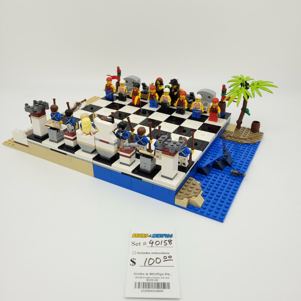 40158 Pirates Chess Set (U)