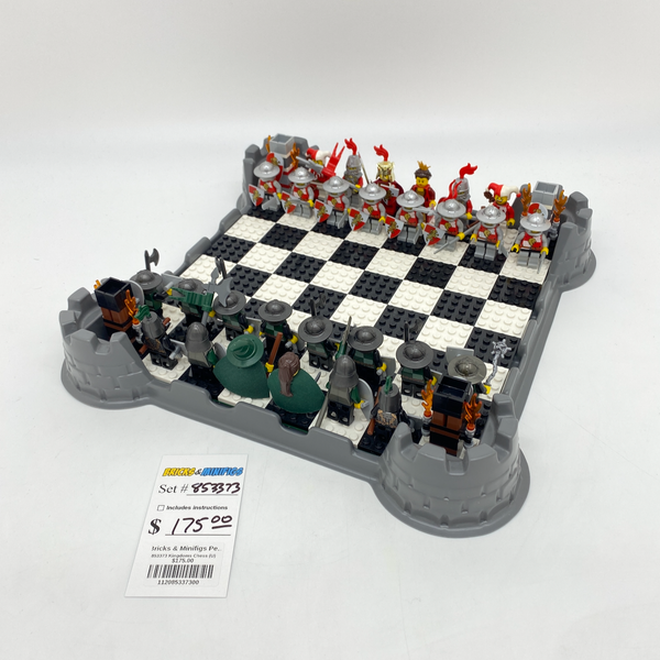 853373 Kingdoms Chess (U)