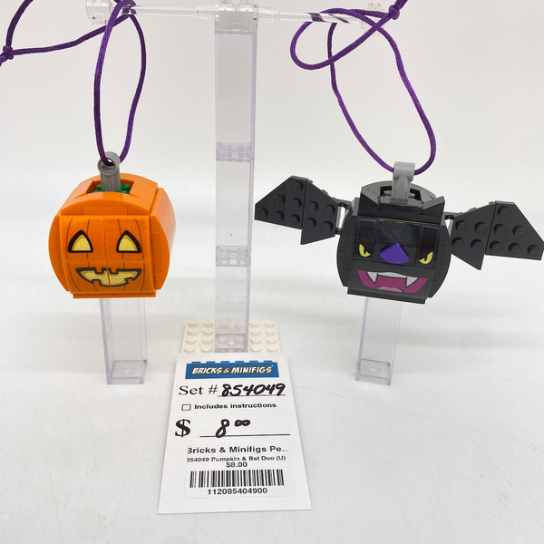 854049 Pumpkin & Bat Duo (U)