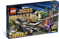 6864 Batmobile and the Two-Face Chase