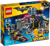 70909 Batcave Break-in