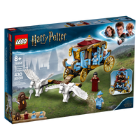 75958 Beauxbaton's Carriage: Arrival at Hogwarts