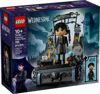 76780 Wednesday Addams Figure*