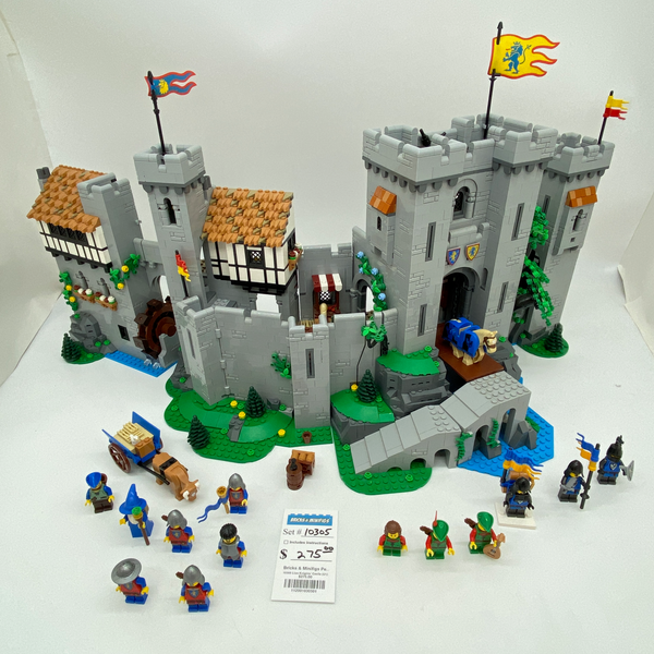 10305 Lion Knights' Castle (U1)