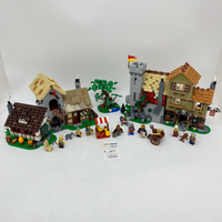 10332 Medieval Town Square (U)