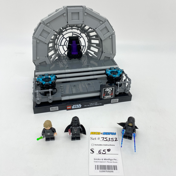 75352 Emperor's Throne Room Diorama (U)