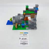 21141 The Zombie Cave (U)