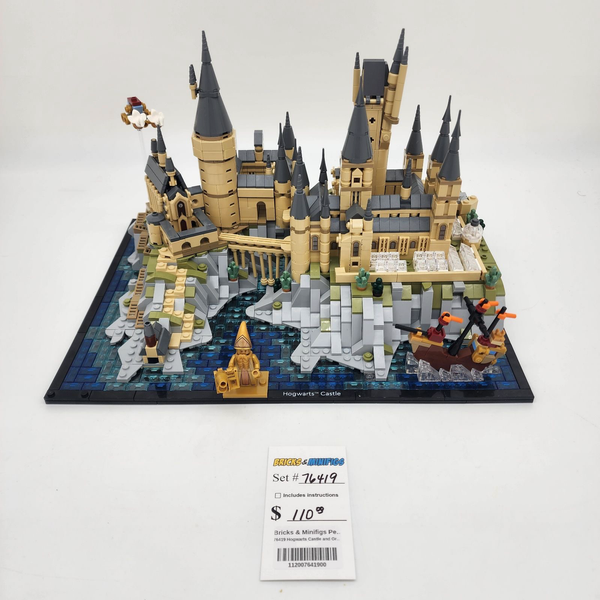76419 Hogwarts Castle and Grounds (U)