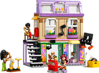 42653 Music Store & Apartment