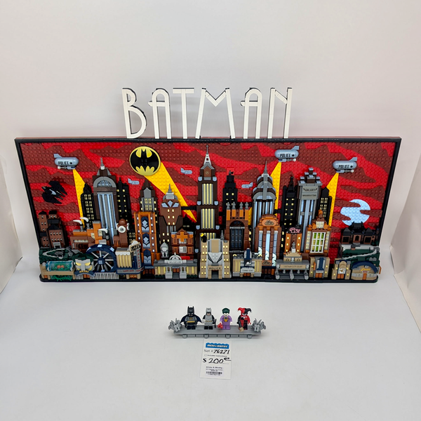 76271 Batman: The Animated Series Gotham City (U)