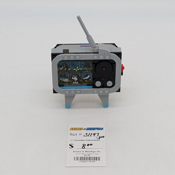 31147 Retro Camera (U9)