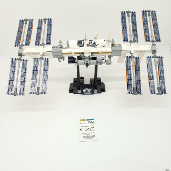 21321 International Space Station (U1)