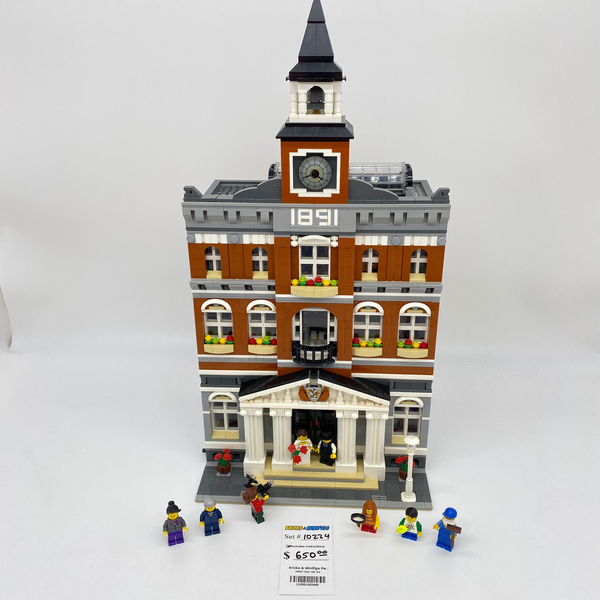 10224 Town Hall (U)