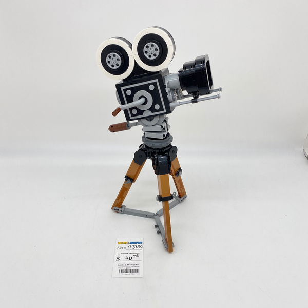 43230 Walt Disney Tribute Camera (U2)