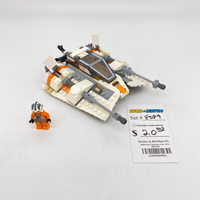 8089 Hoth Wampa Cave (U1)
