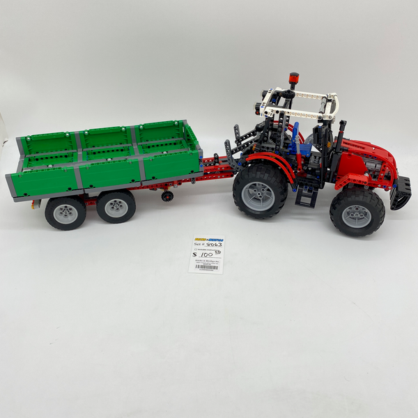 8063 Tractor with Trailer (U)