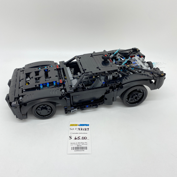 42127 The Batman - Batmobile (U)