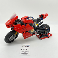 42107 Ducati Panigale V4 R (U)