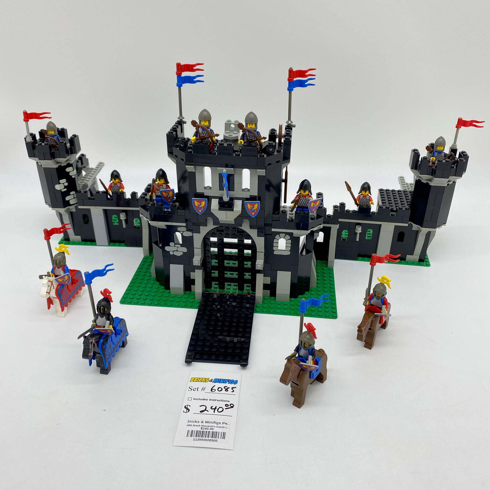 6085 Black Monarch's Castle (U) – Bricks & Minifigs - Pearland